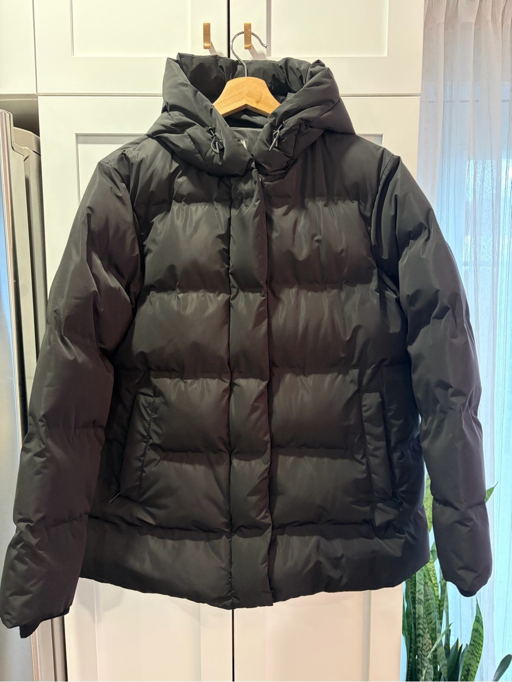 Zara Men's Black Quilted Hooded Puffer Jacket